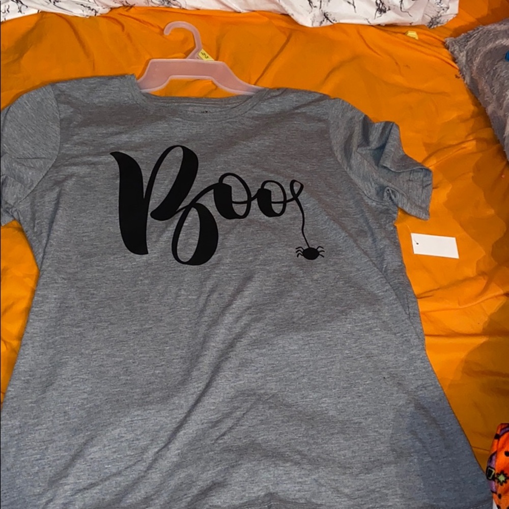 Women’s shirt